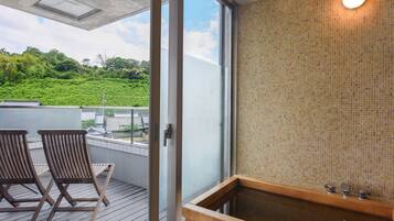 Standard Twin Room, Balcony, River View | In-room safe, free WiFi