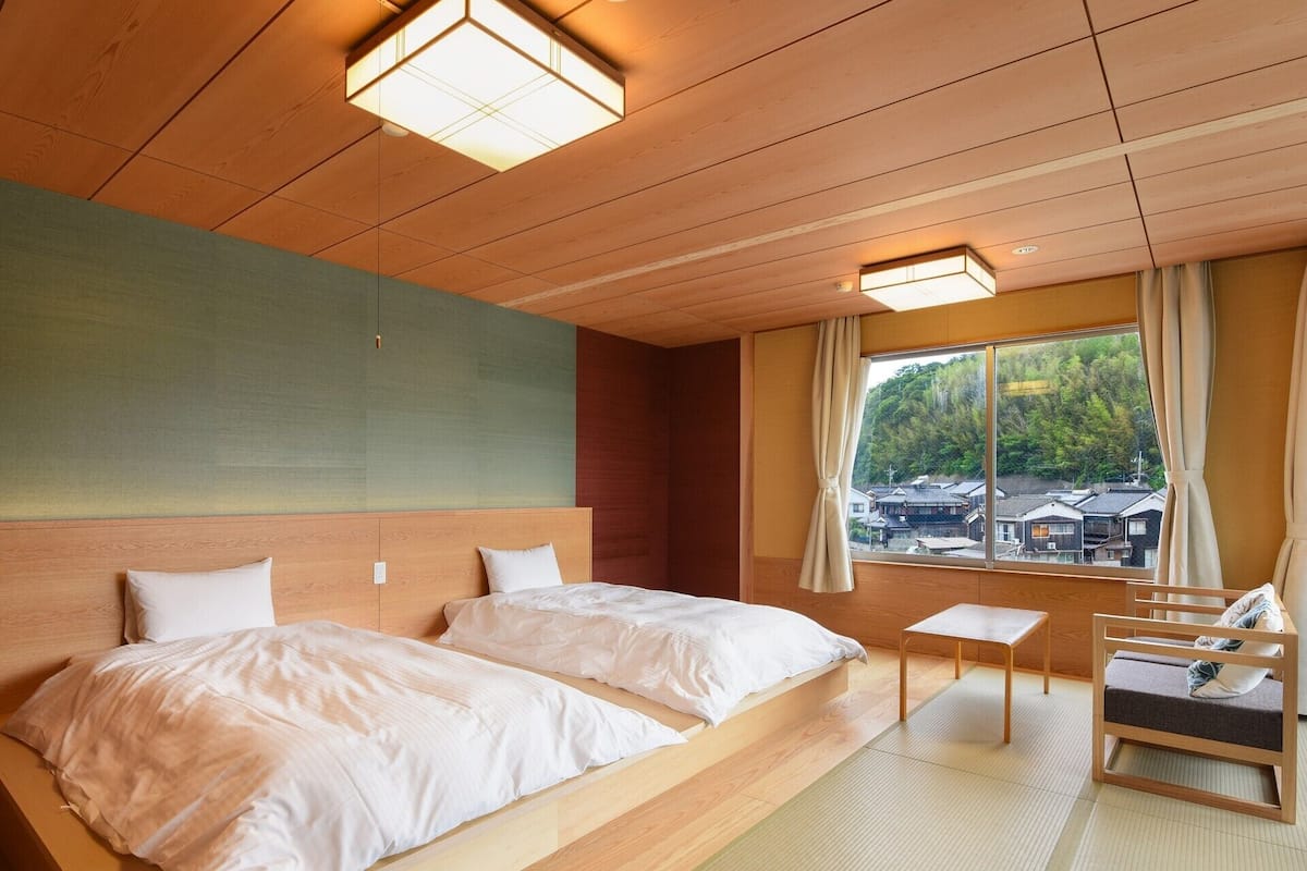 標準雙床房, 陽台, 河景 | 客房內保險箱、免費無線上網