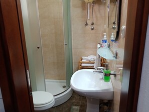 Bathroom / Wellness - "Ines 1" by Interhome (Pula)
