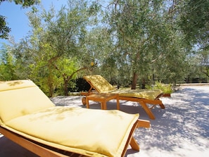 Property grounds - am Meer "Zara" by Interhome (Pula/Banjole)