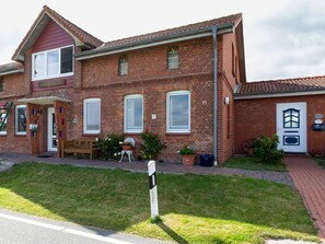 Exterior - Nice Holidays by Interhome (Pellworm (Ort))