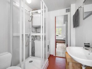 Bathroom - Rosenhill by Interhome (Pauliström)