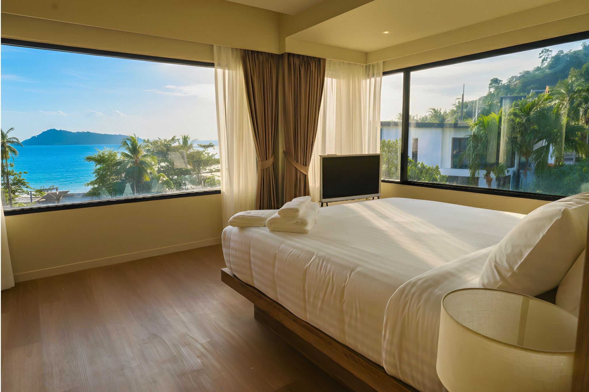 Suite Exécutive | Minibar, coffres-forts dans les chambres, bureau, Wi-Fi gratuit