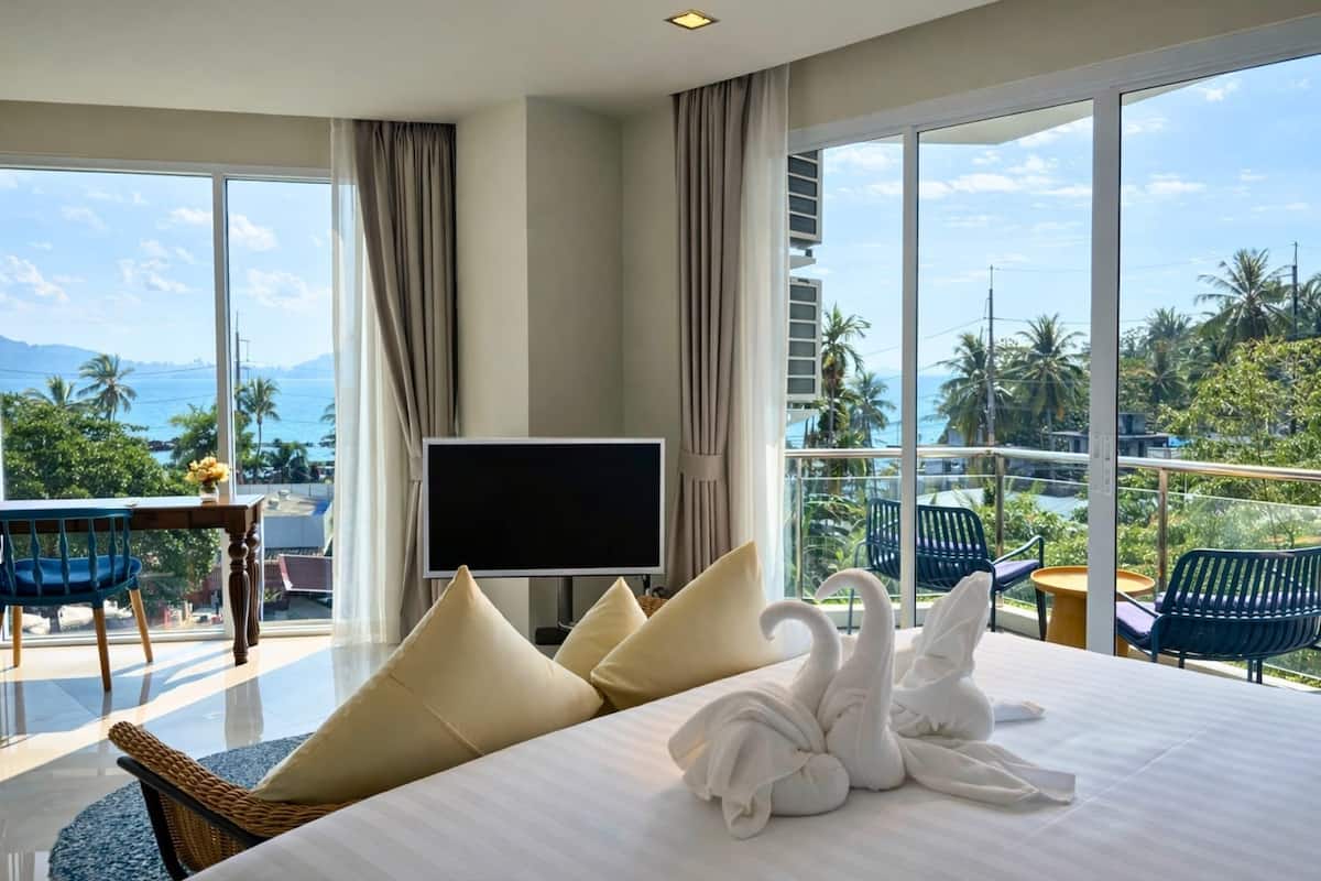 Minibar, caja de seguridad en la habitación, escritorio y wifi gratis