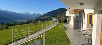 Apartment with Alpine views