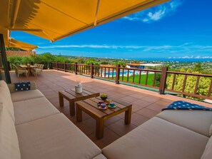 Terrace/patio - Villa Mathea - Kreta - Große Luxusvilla mit privatem Pool - Zentrale aber ruhig by Interhome (Agia Marina)