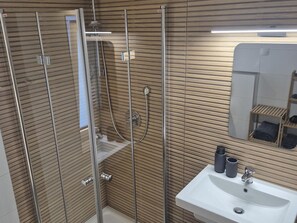 Haartrockner, Handtücher