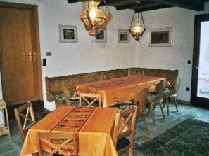 Dining - Altes Winzerhaus in Mesenich by Interhome (Mesenich)