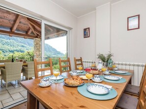 Dining - in Lovranska Draga mit großem Kamin by Interhome (Lovran)