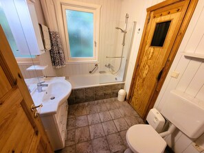 Bathroom - Vacation home Nora by Interhome (Extertal)