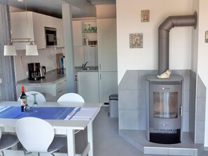 Fridge, microwave, oven, dishwasher - mit Grill und Garten in Neukirchen by Interhome (Neukirchen)