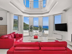 TV - "Adamas Villa Rhodos" by Interhome (Faliraki)