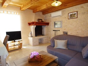 Fernseher, Kamin
