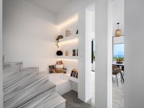 Interior - Moderne Villa mit Hügel- und Meerblick by Interhome (Kolympia)