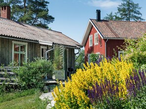 Exterior - Nachhaltig und gefühlvoll in Seenähe by Interhome (Gnesta)