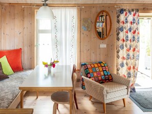 TV, fireplace, DVD player - Nachhaltig und gefühlvoll in Seenähe by Interhome (Gnesta)