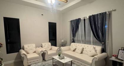 Peaceful Oasis with Family-Friendly Charm