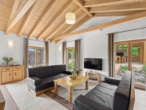 TV, fireplace - Villa Bonassini by Interhome (Bokordici)
