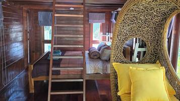 1 bedroom, iron/ironing board, internet, bed sheets