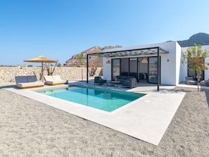 Pool - Zen Club Luxus-Villen-Satori by Interhome (Archangelos)
