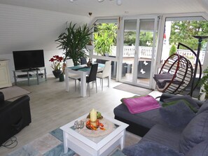 TV, DVD player - Traumferienwohnung in Hitzacker ot Bahrendorf by Interhome (Hitzacker)