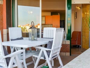 Outdoor dining - Nero D'Avola Morgante Wohnung by Interhome (Castelmola)