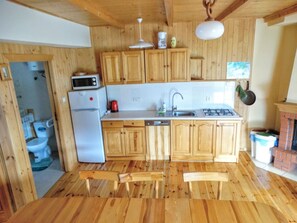 Fridge, microwave, oven, dishwasher - Holzhaus Juhas by Interhome (Kopalino)