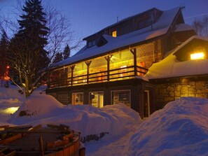 Exterior - Exklusives Ferienhaus mit Schwimmbad direkt am Wasser by Interhome (Szklarska Poreba)