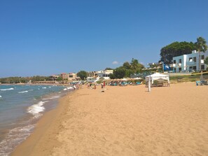 Beach - Zinovia Studio mit Balkon by Interhome (Agia Marina)