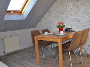 Dining - Appartement in Hilders mit Eigenem Balkon by Interhome (Ehrenberg)