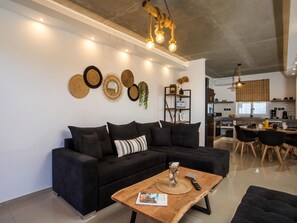 TV - Armonikon Pool Villa 2 by Interhome (Faliraki)