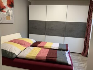 2 Schlafzimmer, Internetzugang