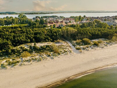 Stilvolles Haus ganz nah am Meer by Interhome