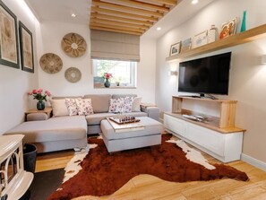 TV, fireplace - Stilvolles Haus ganz nah am Meer by Interhome (Mielno)