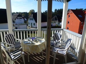 Outdoor dining - Am Buchenhain in Koserow by Interhome (Koserow)