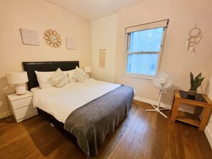 1 Schlafzimmer, Internetzugang