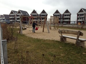 Children’s area - am Wasser mit Terrasse und Kaminofen by Interhome (Rechlin)