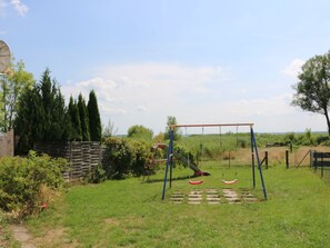 Children’s area - Appartement in Lütow mit Grill by Interhome (Krummin)