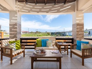 Terrace/patio - Ifigeneia Villa in der Nähe des Meeres by Interhome (Kolympia)