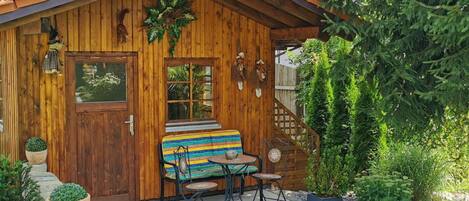 تناول الطعام بالخارج