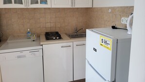Unclassified image, 5 of 19, button - Apartment am See by Interhome (Balatonmariafurdo)