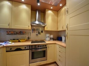 Fridge, microwave, oven, dishwasher - Haus Strandflieder by Interhome (Baabe)