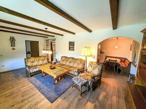 TV - Apartment Hs. 77 by Interhome (Arrach)