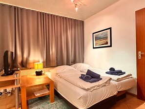 Internet - Penthouse mit Meerblick direkt am Strand by Interhome (Wangerooge)