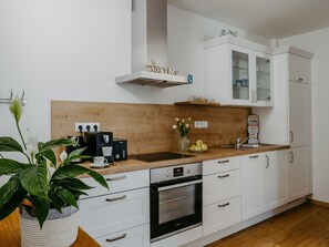 Fridge, microwave, oven, dishwasher - Lakeside Top2 by Interhome (Mörbisch am See)