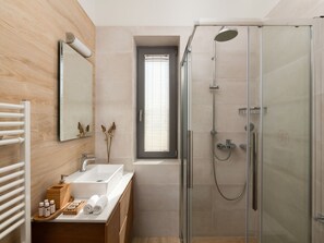 Towels - Schöne Pool-Villa Terpsis by Interhome (Faliraki)