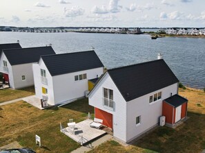 Exterior - Lieblingsplatz by Seeblick Ferien ORO, 1Wasserlage by Interhome (Hasselberg)
