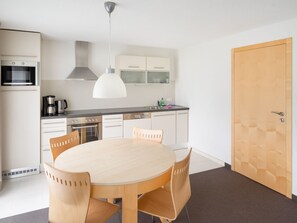 Fridge, microwave, oven, dishwasher - Bohemia 1 in Gargellen by Interhome (Gargellen)