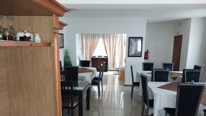 Room - Moshitametsi Guesthouse (Kempton Park)