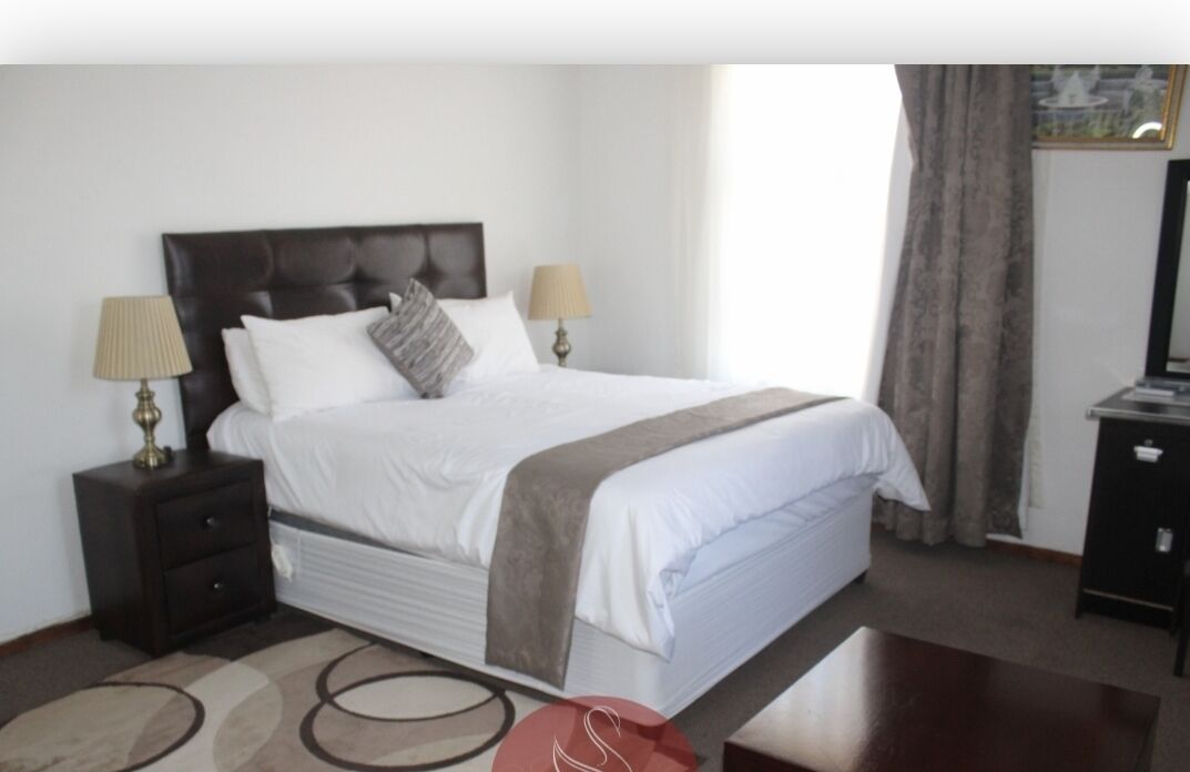 Deluxe Double Room | Desk, iron/ironing board, free WiFi
